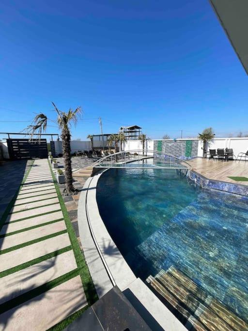 Sueno Luxury Villa *